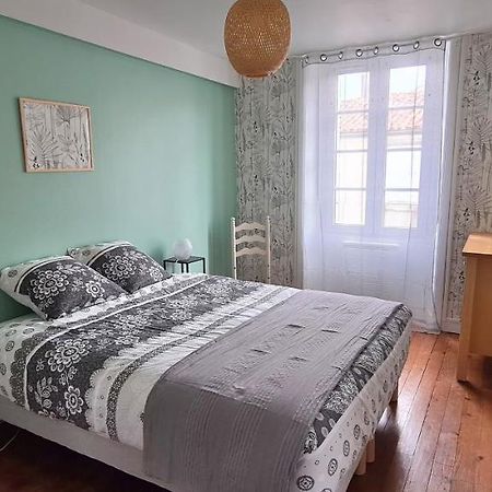 Gîte la Libellule 4 couchages 12 min du Puy du Fou Saint-Amand-sur-Sevre Extérieur photo